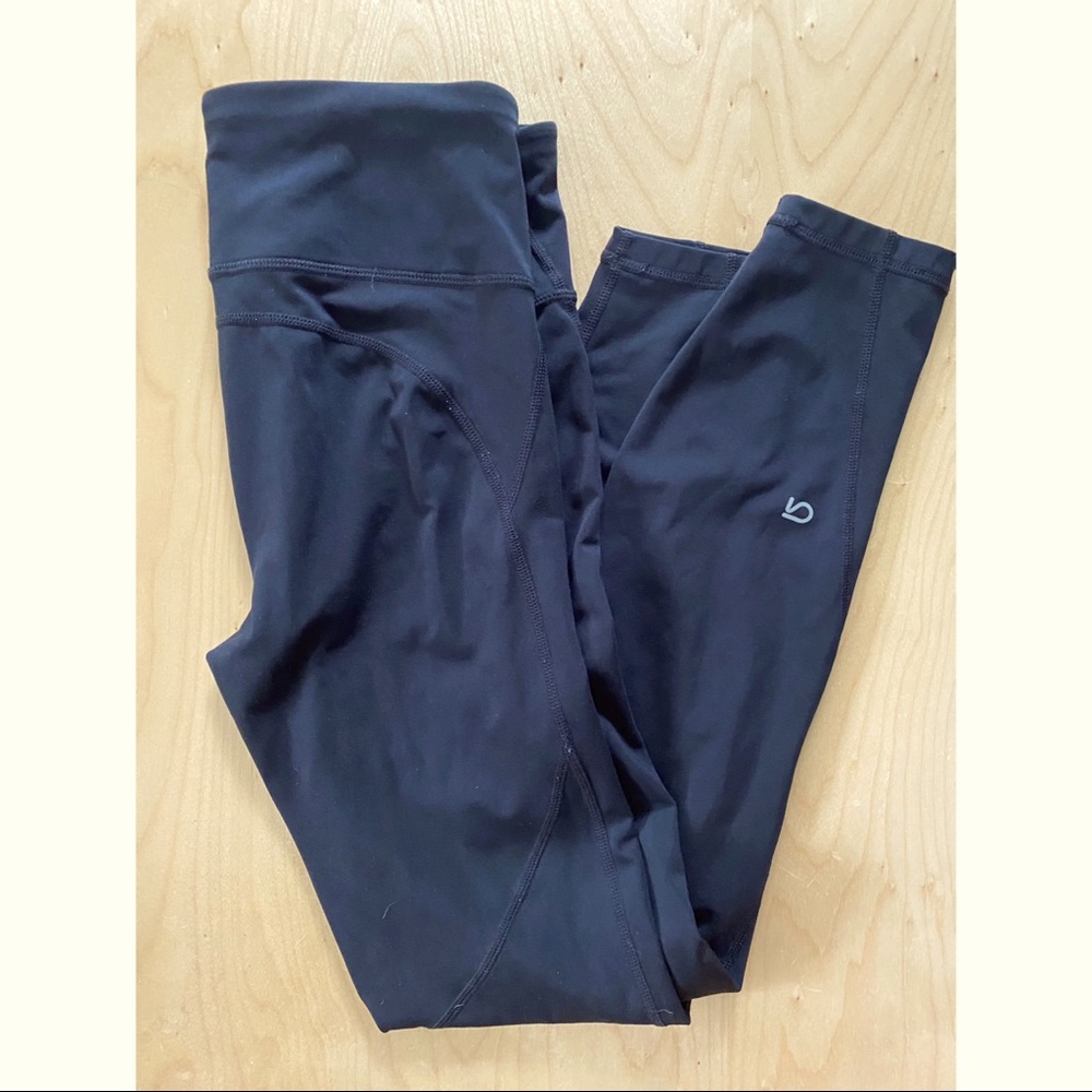 GapFit Sculpt Compression Capris